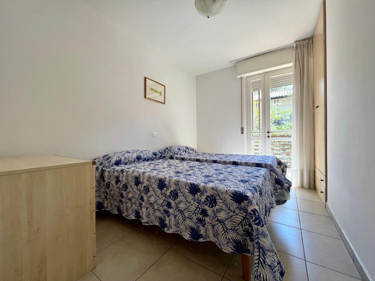 Prassitele Apartments Линяно Сабиадоро Екстериор снимка